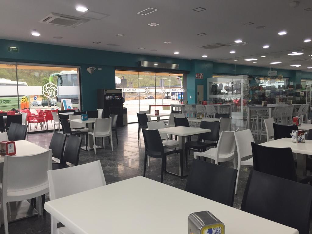 Complejo Leo 24H Hotel Monesterio Ngoại thất bức ảnh